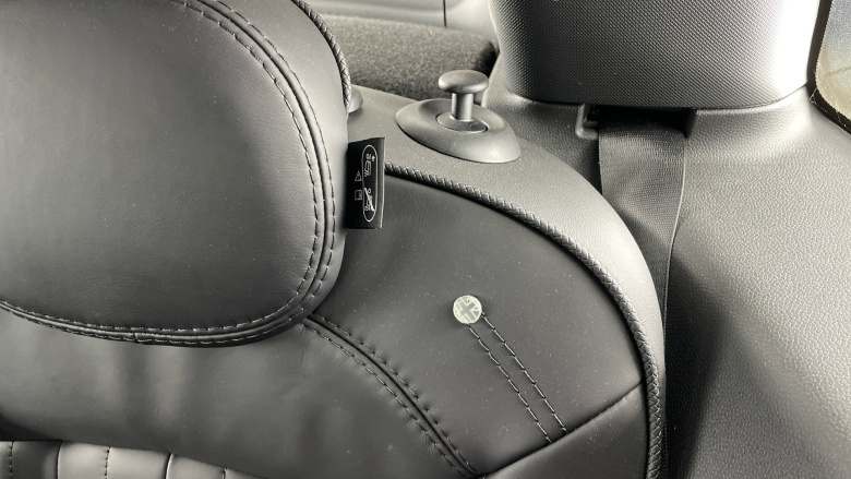 MINI Hatchback 1.5 Cooper Exclusive Premium 5dr Auto Petrol Hatchback